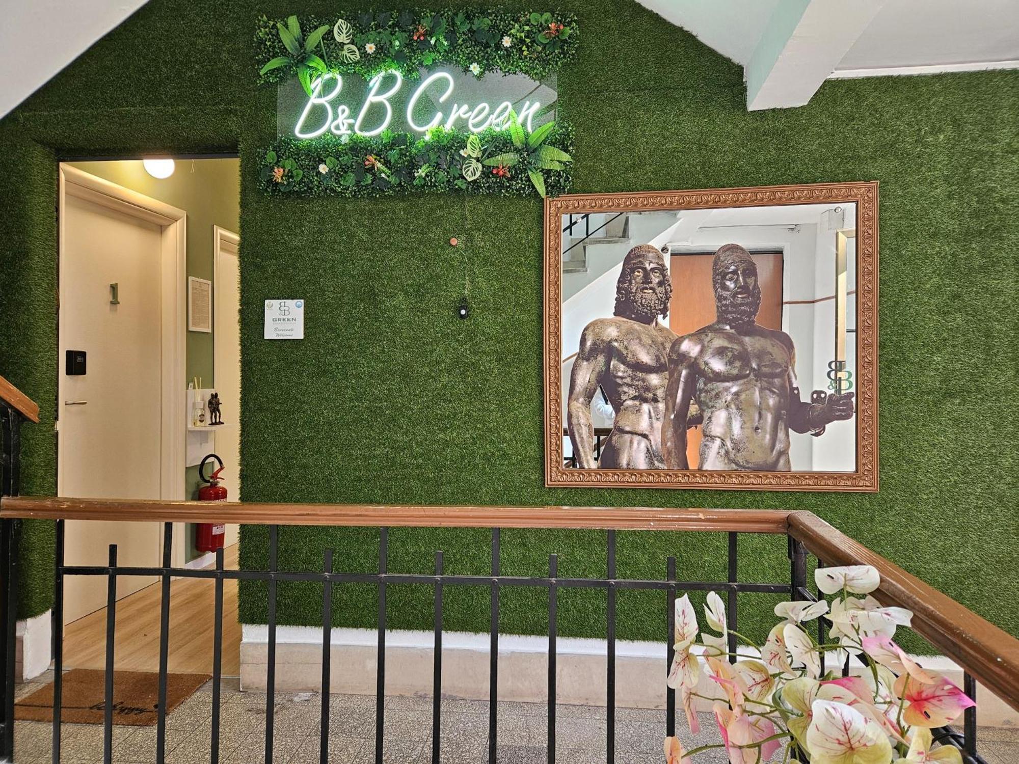 B&B Green Stazione Centrale E Centro Reggio di Calabria Exterior foto